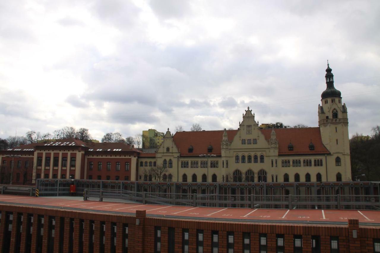 Szabla *